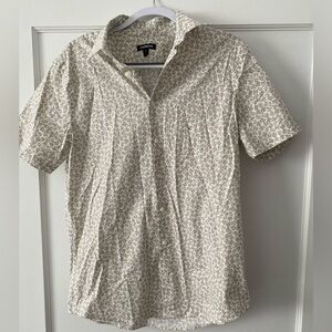Express Medium Men’s casual button down T-shirt